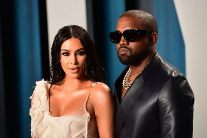 Kim Kardashian and Kanye West sparks reconciliation rumors.